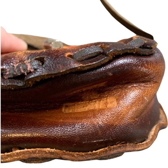 Vintage Leather Tooled Floral Mini Coin Card Purse - Picture 2 of 7